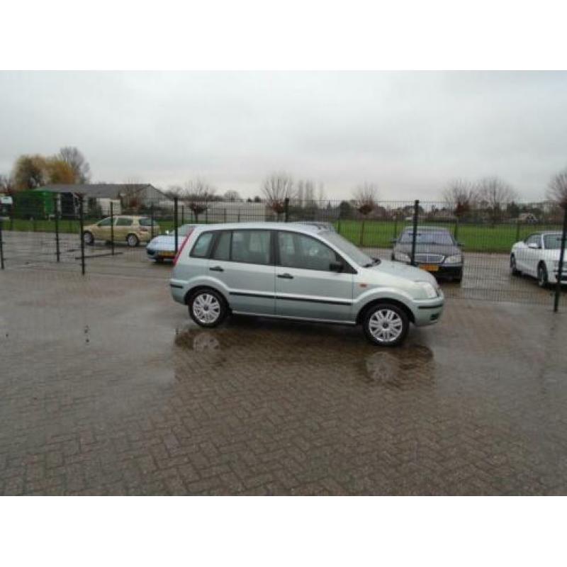 Ford Fusion AIRCO RIJD GOED EXPORT!