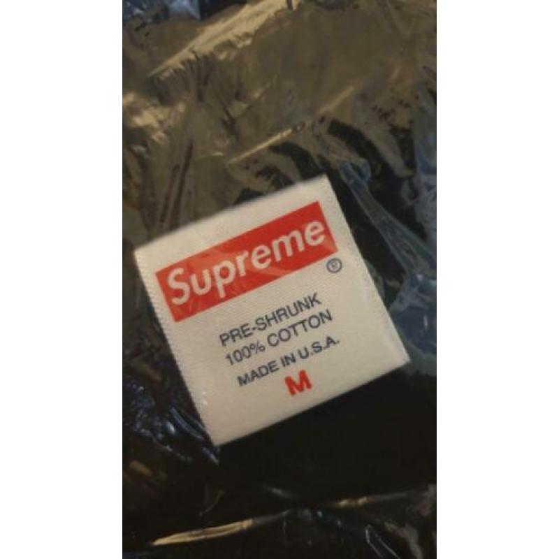 Supreme Pillows Tee Black
