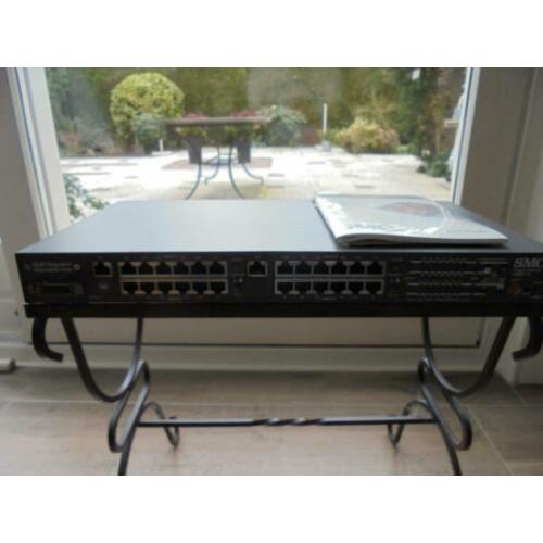 stackable ethernet hub/switch