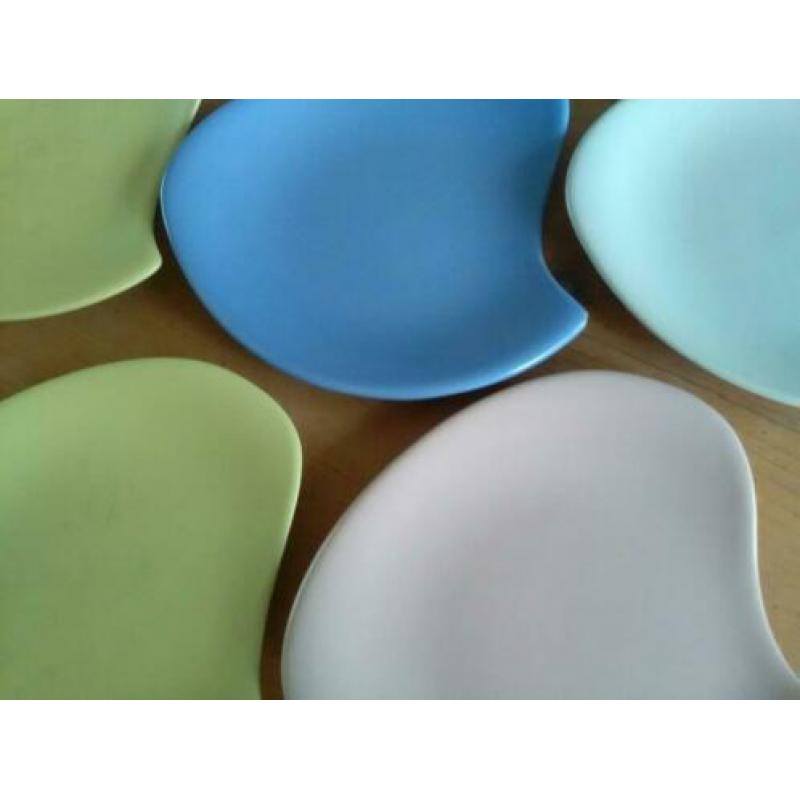 Gebakschoteltjes jaren '50 pastel