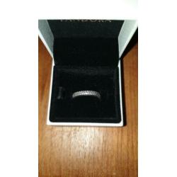 Pandora ring maat 52