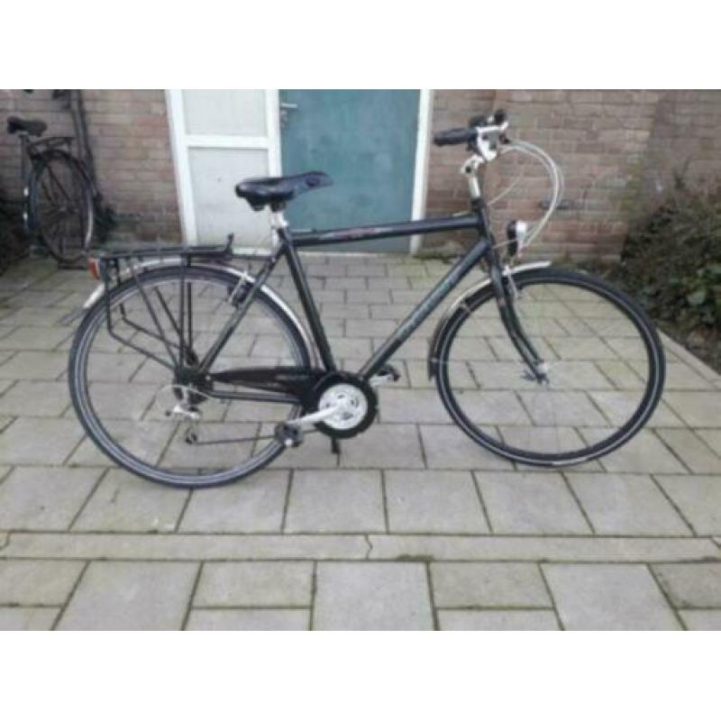 te koop lichtgewichtgiant sport/tourfiets 24versnel framem58