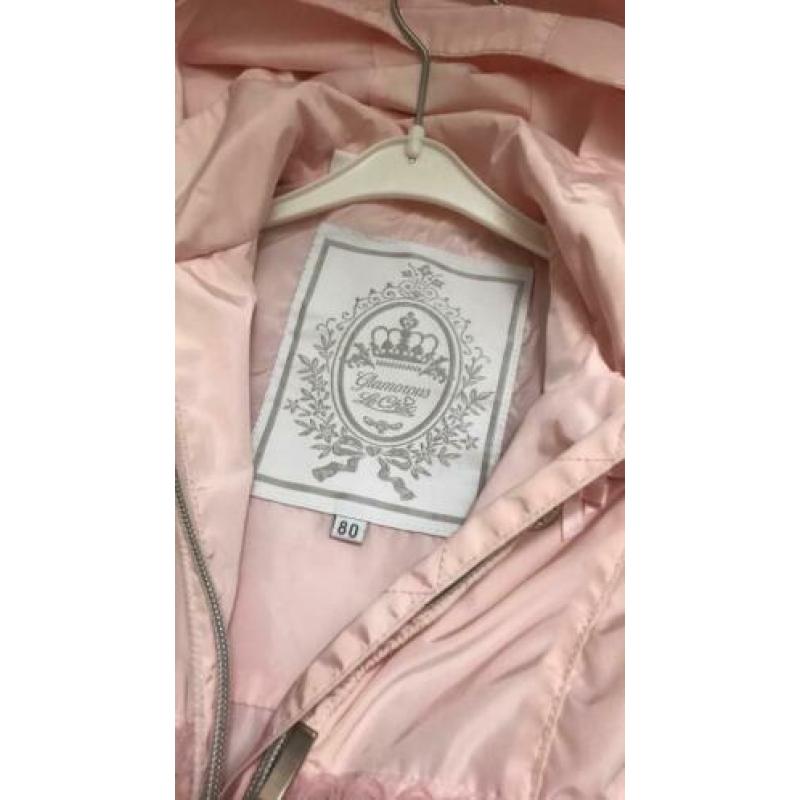 Le chic zomerjas meisje roze met ruches