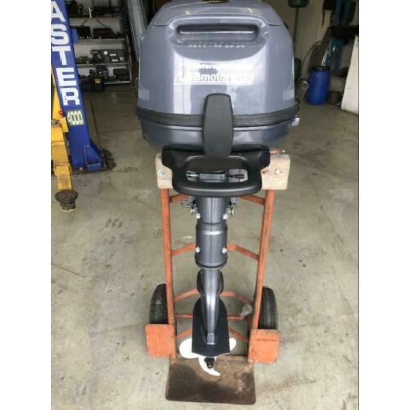 Te koop 6 pk 4 takt buitenboordmotor