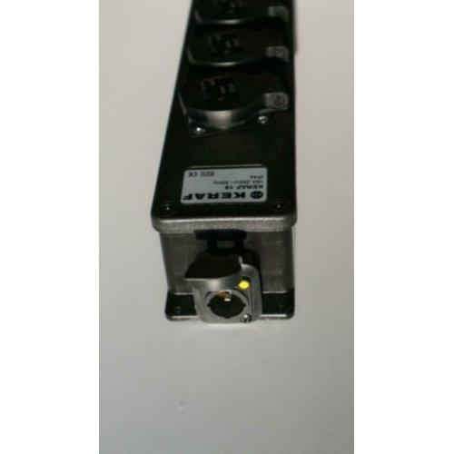 Keraf verdeeldozen - Neutrik powerCON TRUE1 doorlus