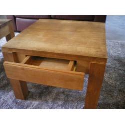Tafel / Bijzettafel