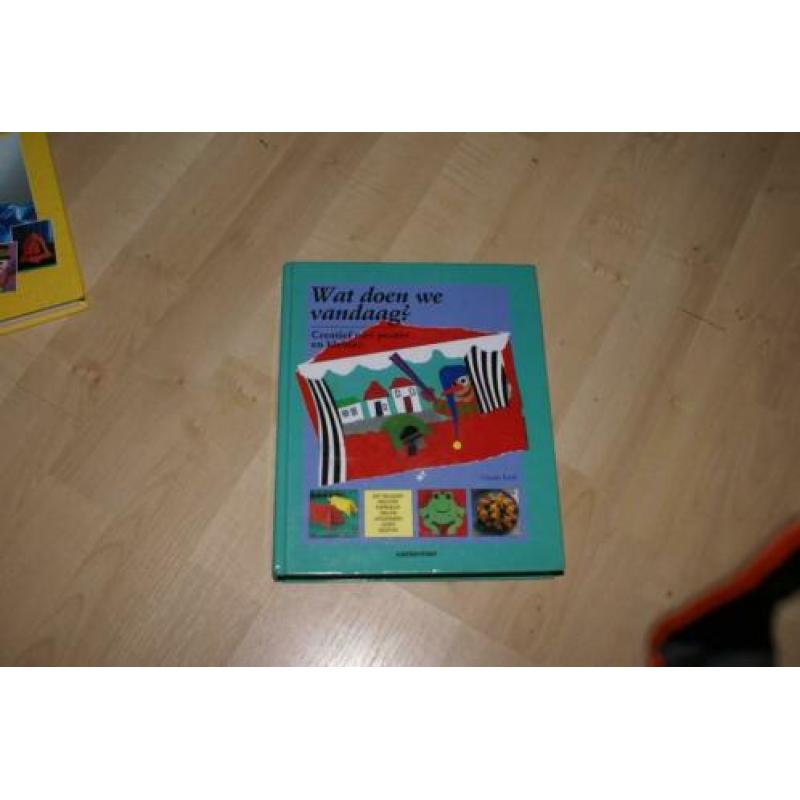 4 knutsel boeken