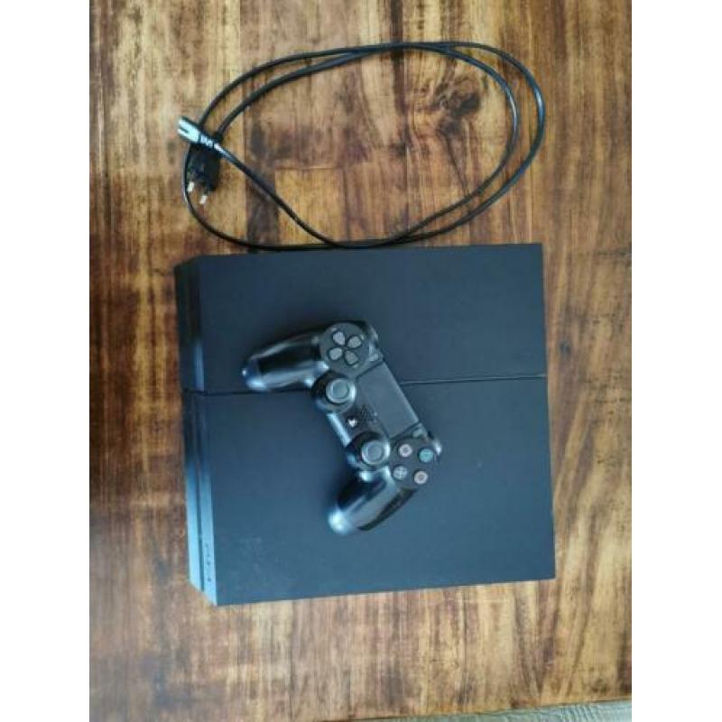Playstation 4 + 1 controller en 5 games