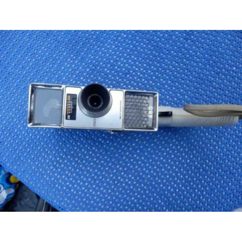 A8G filmcamera met een Meopta Mira 2.8 / 12,5 lens