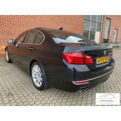 BMW 5-serie 530D High Executive GLZ.SCHFDK, LEER, Bi-Xenon E