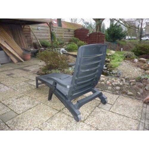 Te koop g.o.h en nette antraciet kleurige Hartman ligbed