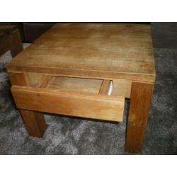 Tafel / Bijzettafel