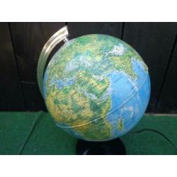 Vintage wereldbol / globe, Schaal 1:51.025.000,made in Italy