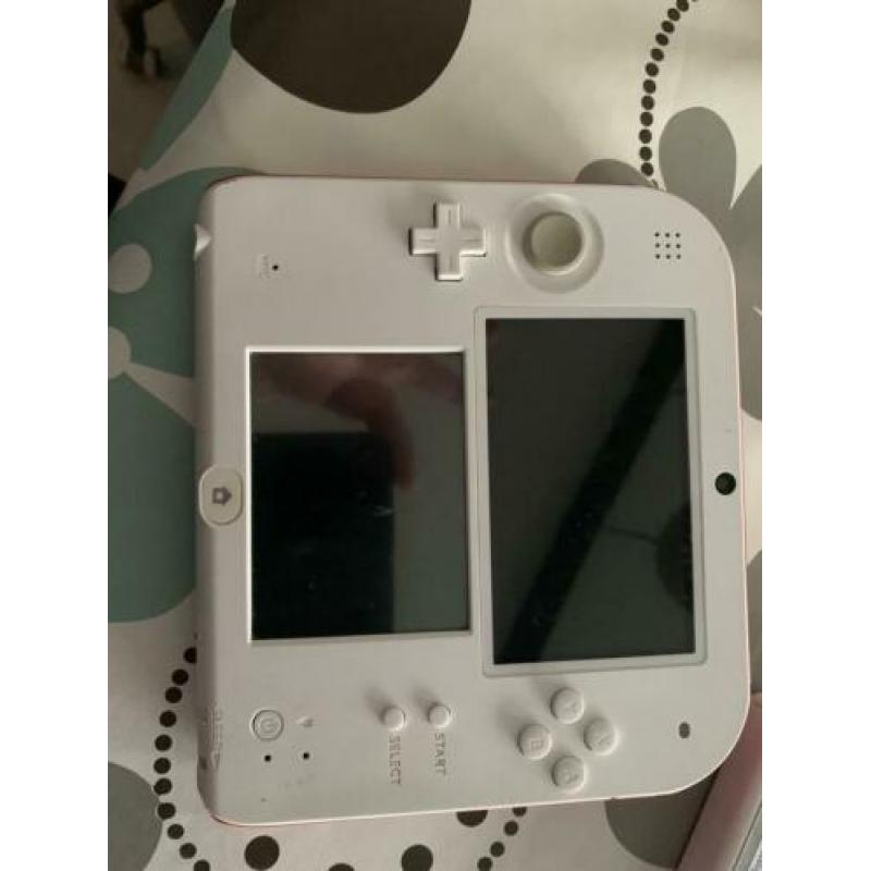 Nintendo 2ds inclusief 9 spellen