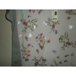 Blousetop / T shirt Esprit maat XS nieuw met kaartje bloemen