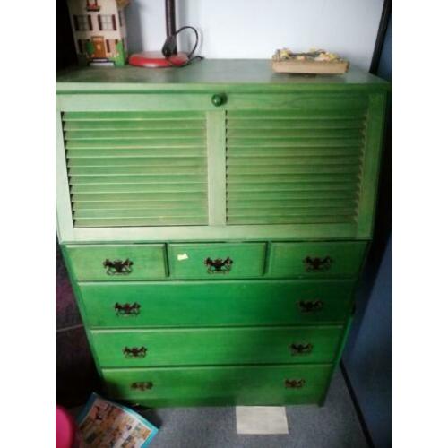 Groene ladekast met klep