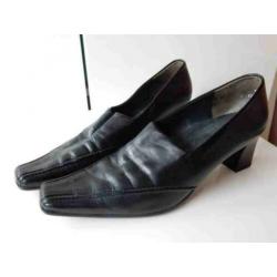 mt. 7 (41) - Pumps van Paul Green