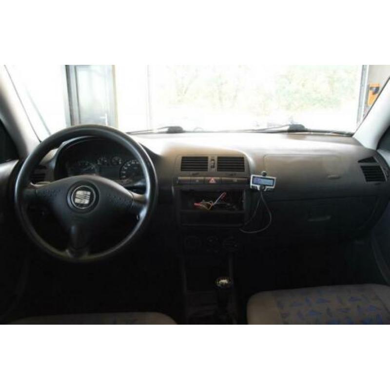 Seat Cordoba 1.4-16V Stella Airco Trekhaak Lichtmetaal All i