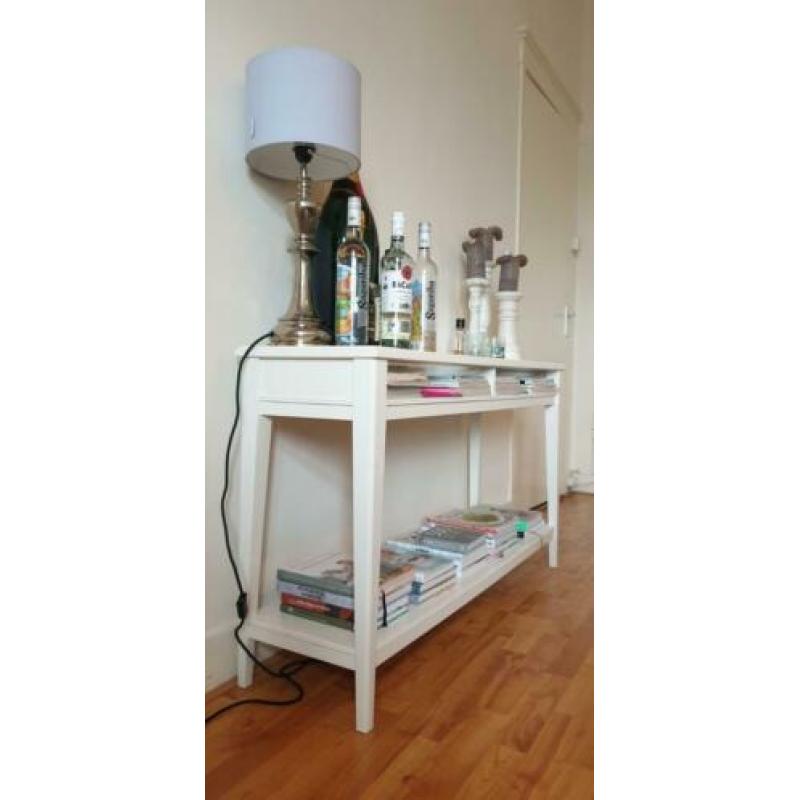 Witte sidetable LIATORP