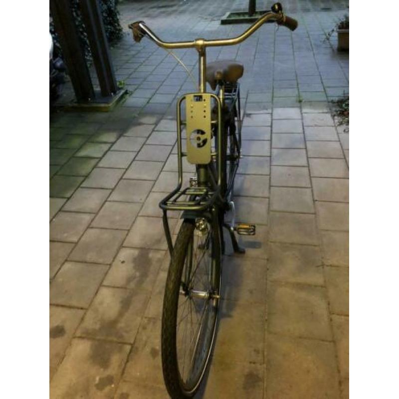 Zeer goed onderhouden grijze Dames Cortina fiets