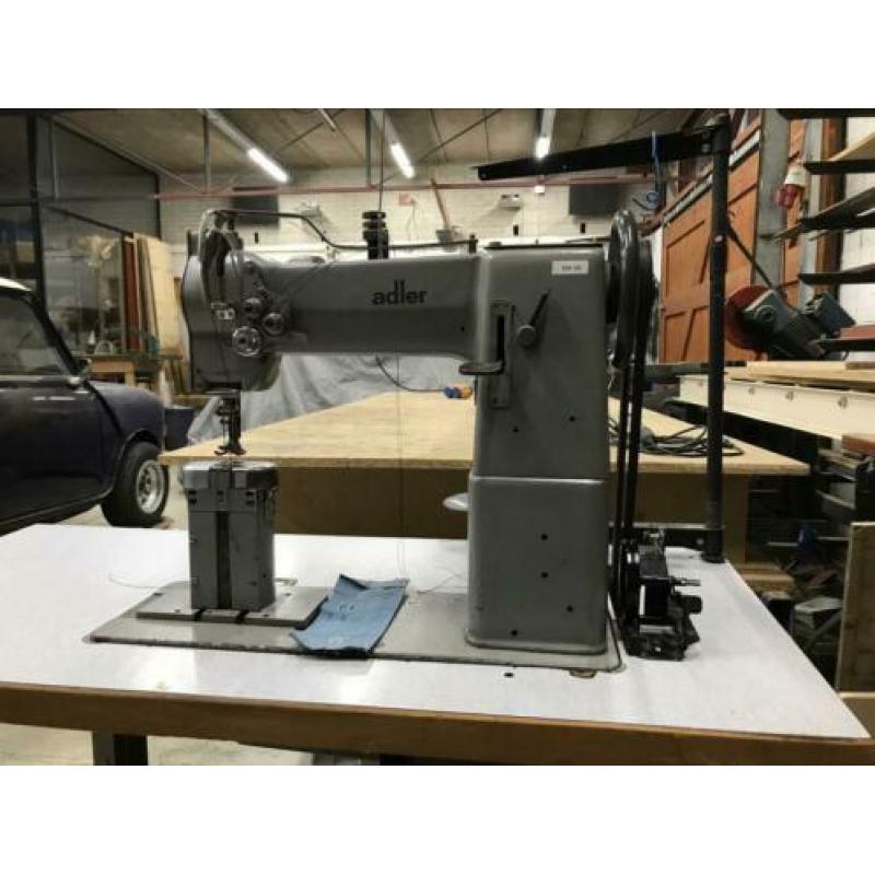 Adler 168 zuil naaimachine