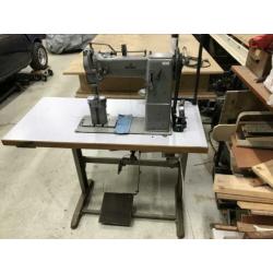 Adler 168 zuil naaimachine