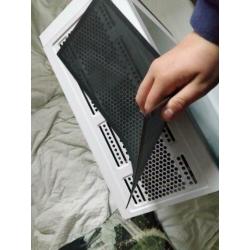 Witte mATX case met groot sidepanel