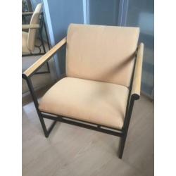 Eetkamer of wachtkamerfauteuils. 4 stuk. Ploegstof. €50 ps!