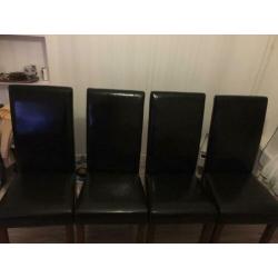 4 stoelen