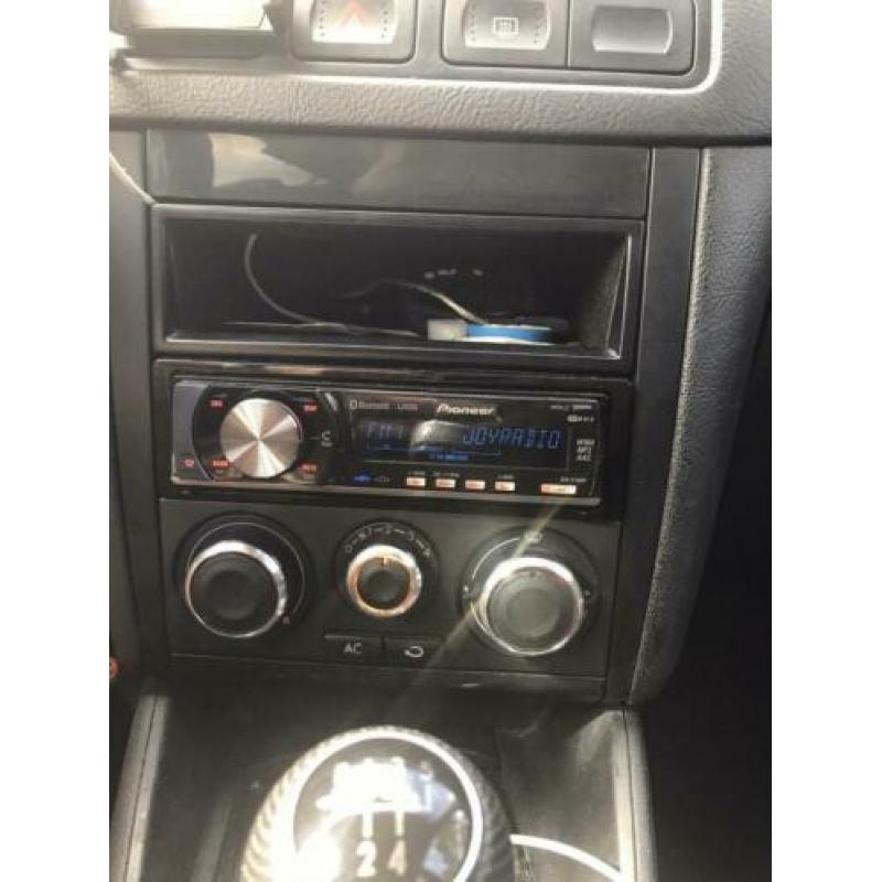 Pioneer DEH-P700BT
