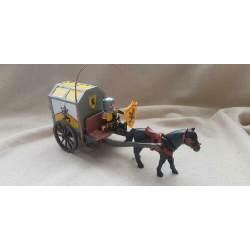 Playmobil 4874: Leeuwenridders met goudtransport