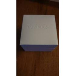 Pandora ring maat 52