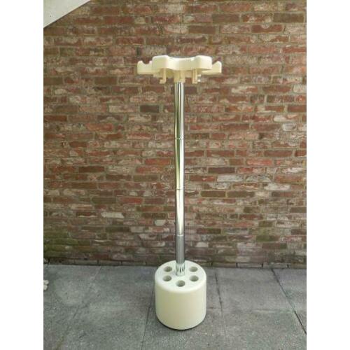 COAT STAND VIP VELCA BY PLABETT L/O DESIGN kapstok