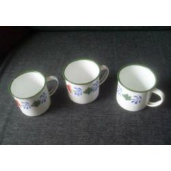 3 Boerenbont emaille mokken / koppen