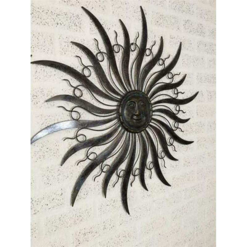 Prachtig mooi decoratief-wandornament,de zon-decoratie