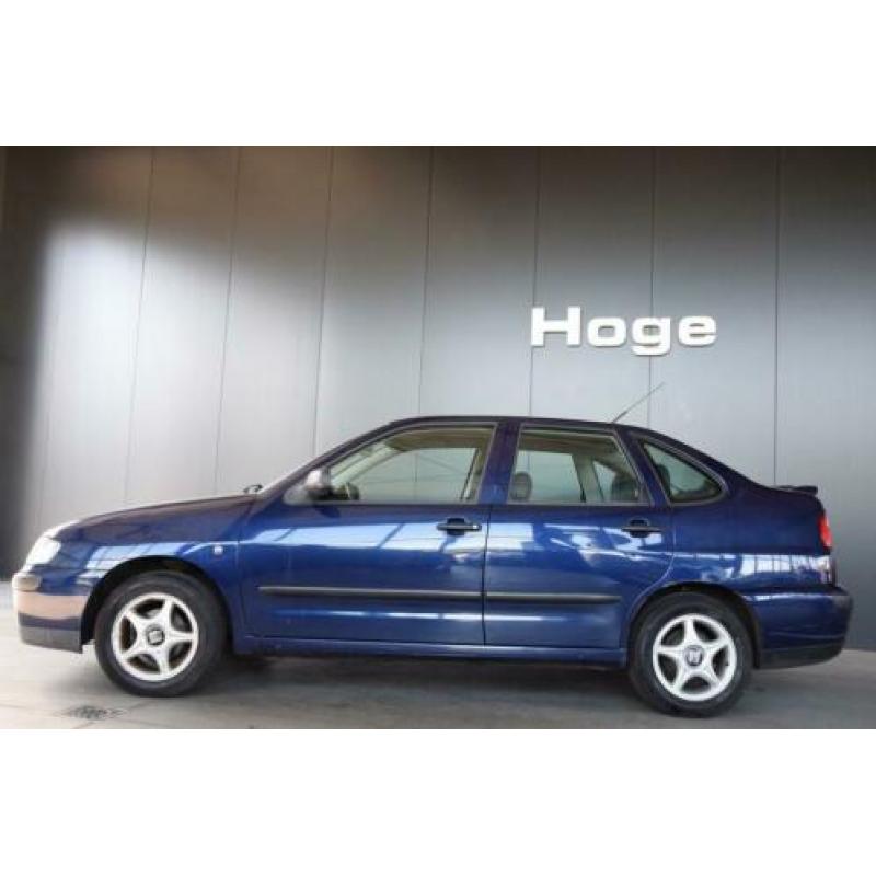 Seat Cordoba 1.4-16V Stella Airco Trekhaak Lichtmetaal All i