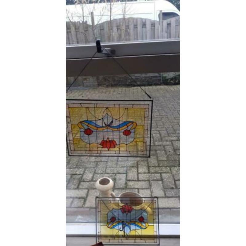 2 stuks losse delen glas in lood rozen