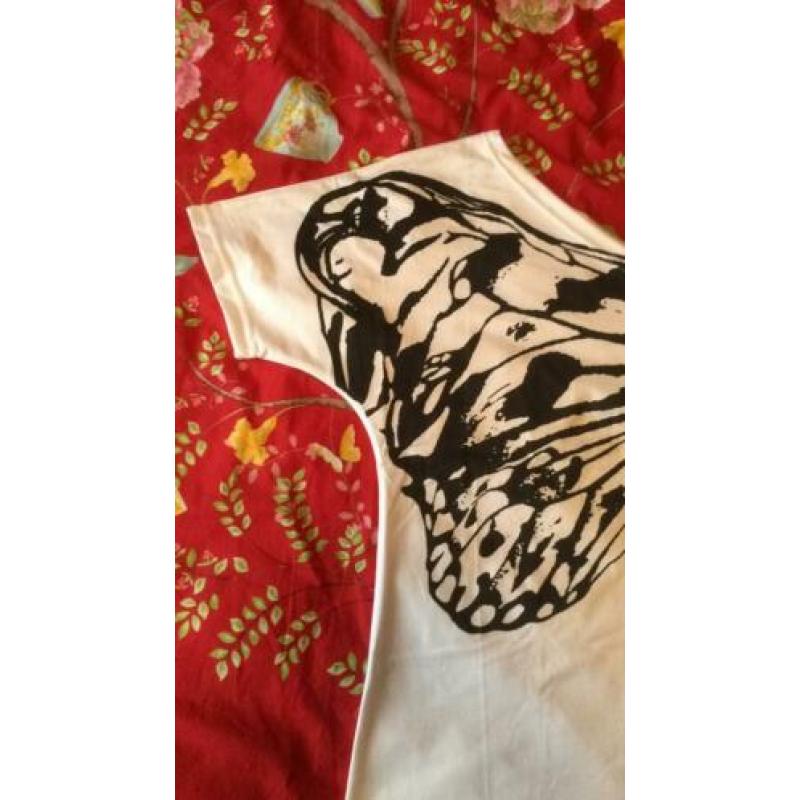 Wit T-Shirt vlinder maar L of 42/44