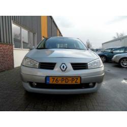 Renault Mégane 2.0-16V Privilège Luxe Automaat!
