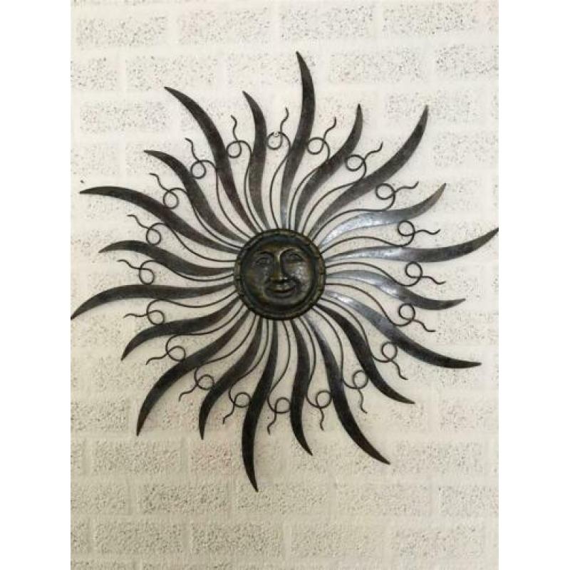 Prachtig mooi decoratief-wandornament,de zon-decoratie