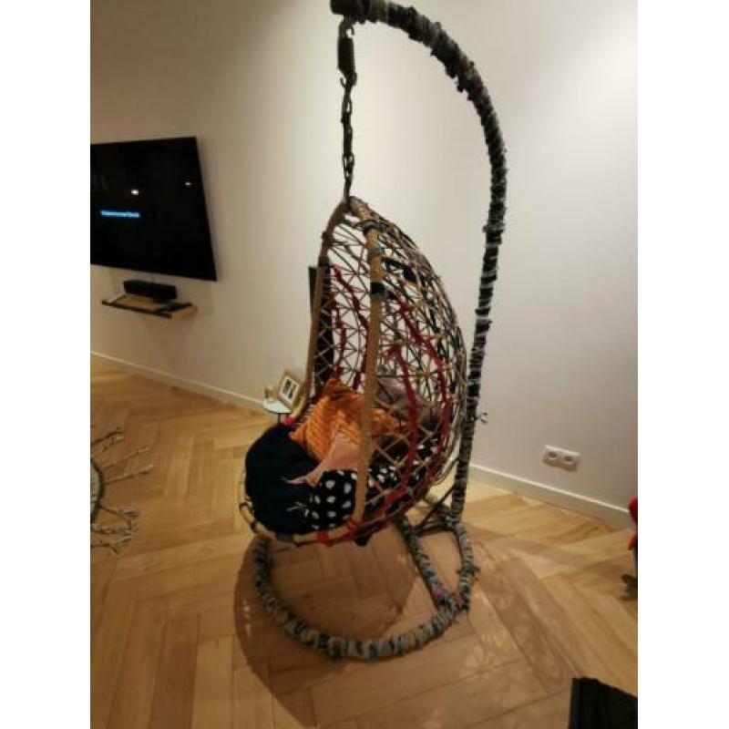 Hangstoel Wicker (Jeans details) zgan 6 mnd oud