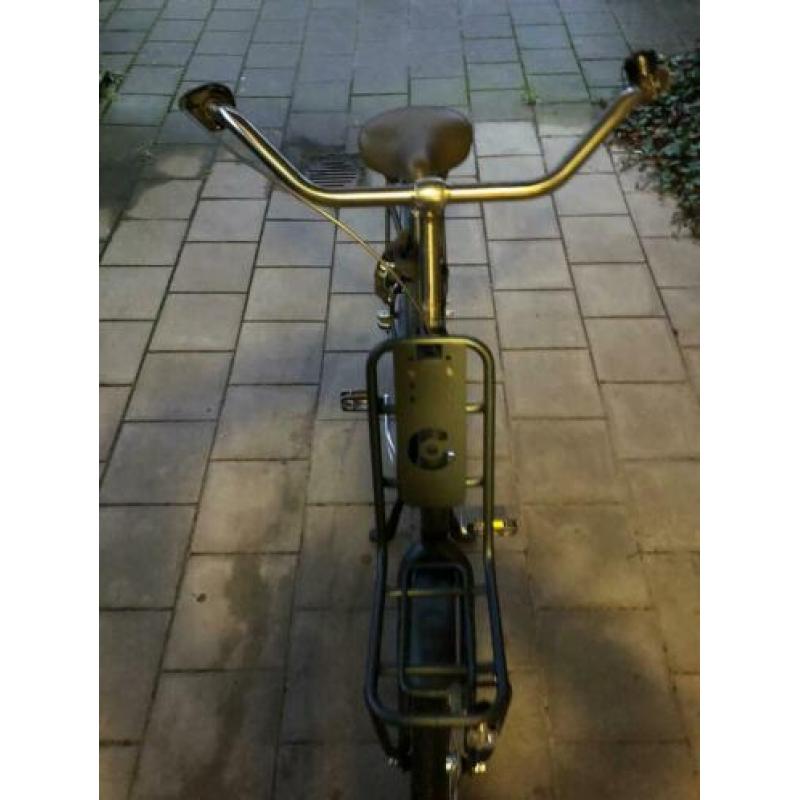 Zeer goed onderhouden grijze Dames Cortina fiets