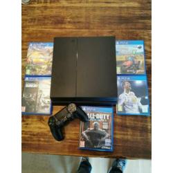 Playstation 4 + 1 controller en 5 games