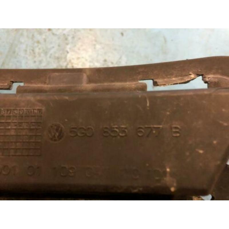 Golf 7 Bumper Rooster Grille Acc 5G0853677B