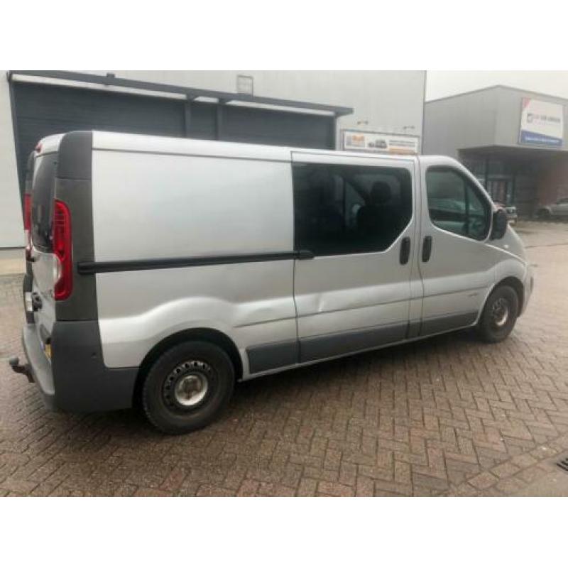 Renault Trafic 2.0 dCi T29 L2H1 DC