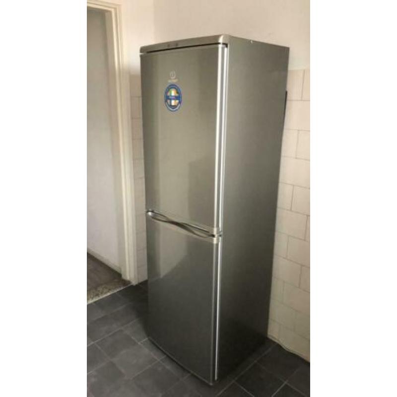 koelkast indesit moet zo snel mogelijk weg!