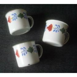 3 Boerenbont emaille mokken / koppen