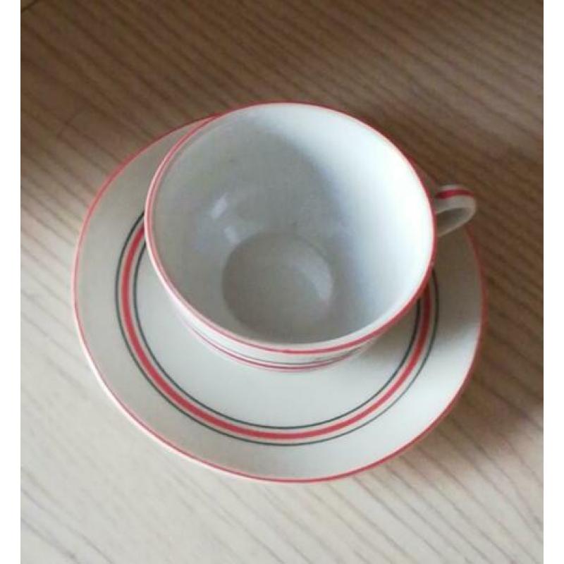 Deens antiek thee servies van porselein.