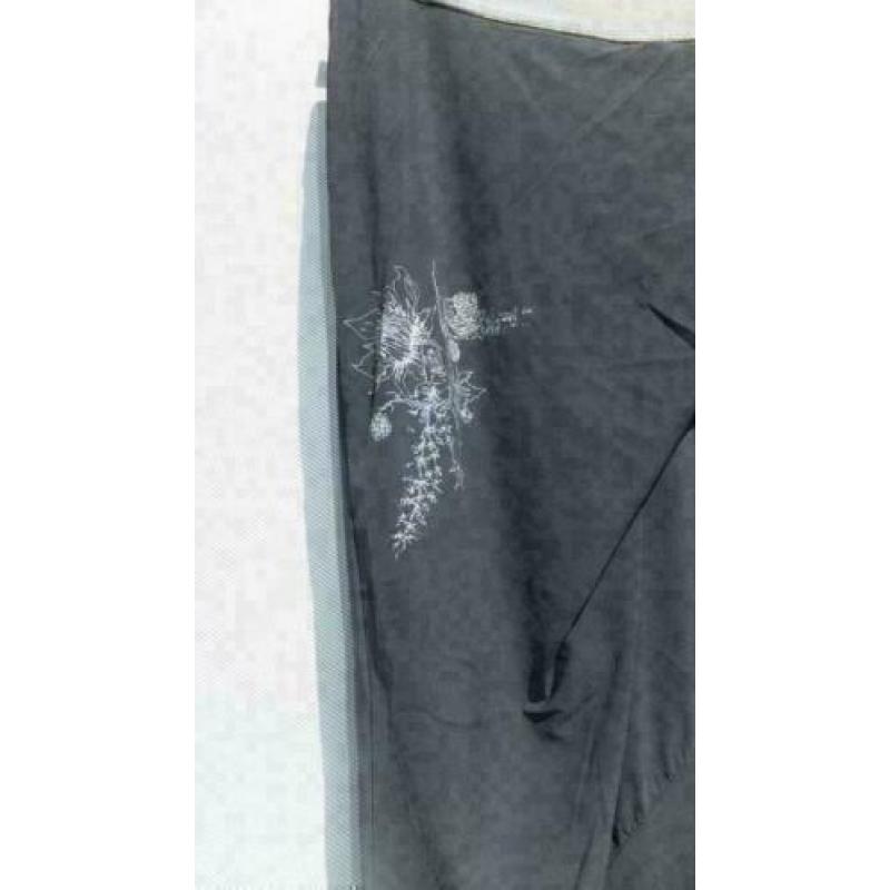 2026 Deux Mille Ving Six zwart aparte stretch broek mt 38/40