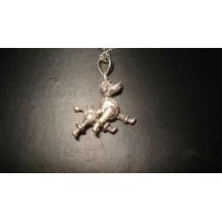 zilveren ketting met zilv.hondje